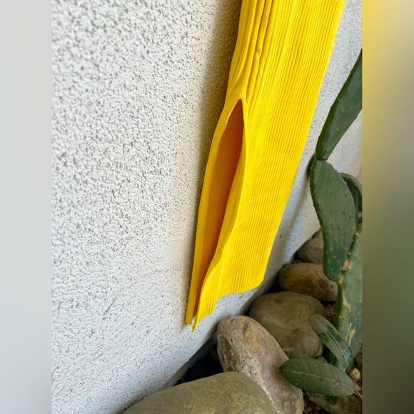 NWOT Revolve x House of Harlow 1960 Lemon Striped Ribbed Beaded Midi Dress small - Picture 9 of 9